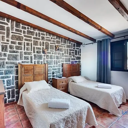 Aradri Villa *
