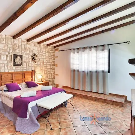 Aradri Villa *