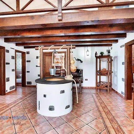 Villa Aradri Tinguaton