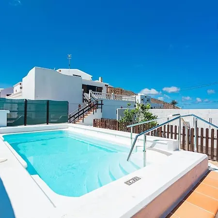 Aradri Villa